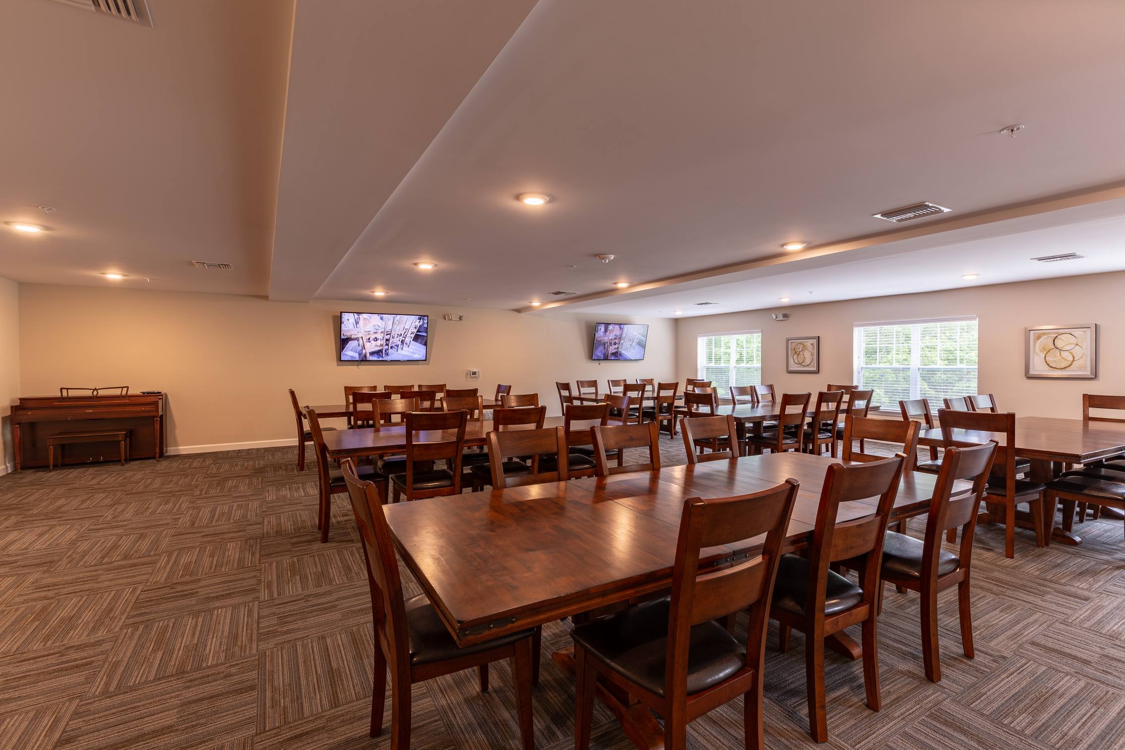 Luxury Senior Living Apartments Virginia Beach, VA One & Two Bedroom